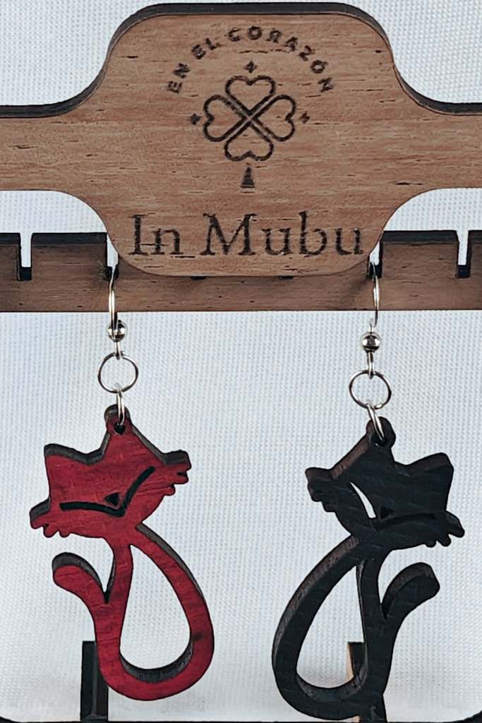 Gatos sonriendo chicos.